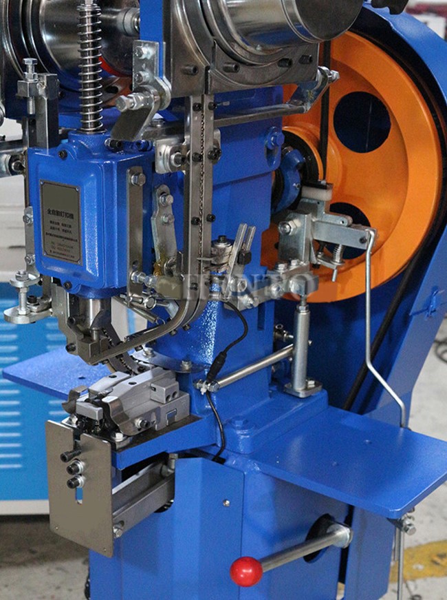 Industrial Sewing Machine Button Hole Industrial Sewing Machine Button Hole