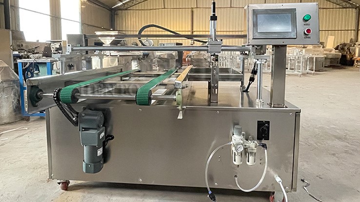 Egg Brushing Machine Egg Brushing Machine